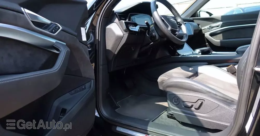 AUDI E-tron 50 quattro S line