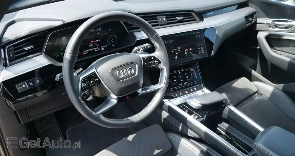 AUDI E-tron 50 quattro S line