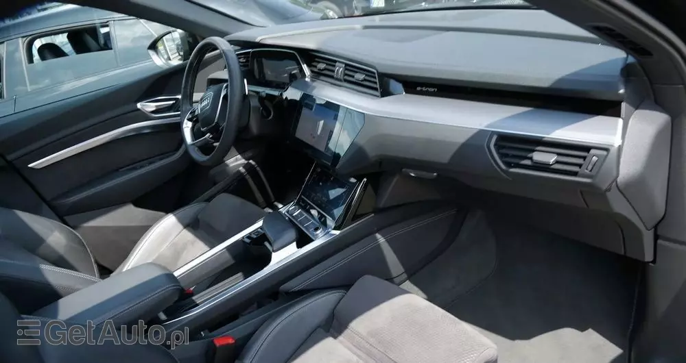AUDI E-tron 50 quattro S line
