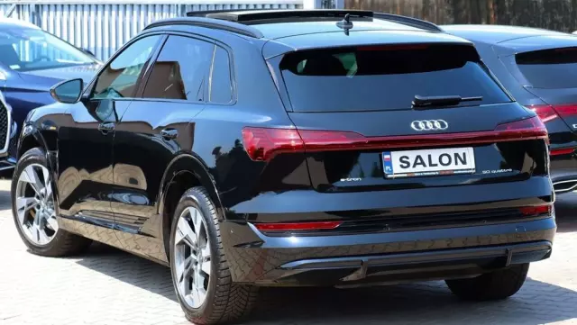 AUDI E-tron 50 quattro S line