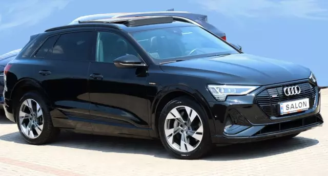 AUDI E-tron 50 quattro S line