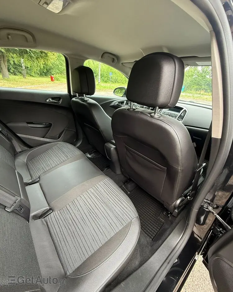 OPEL Astra 1.4 T Essentia