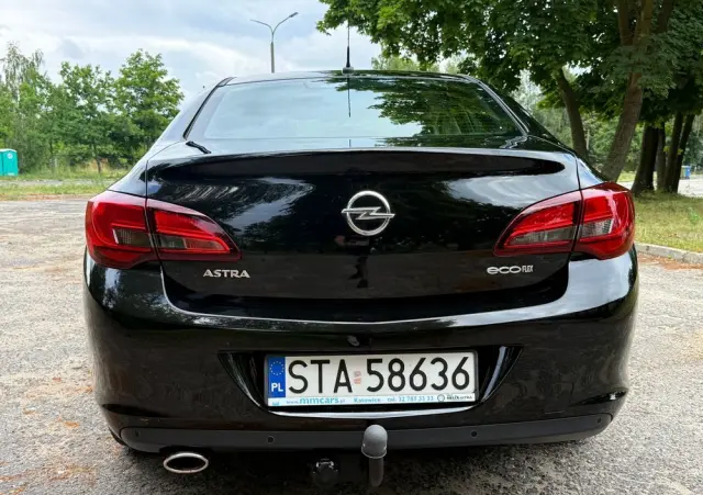 OPEL Astra 1.4 T Essentia