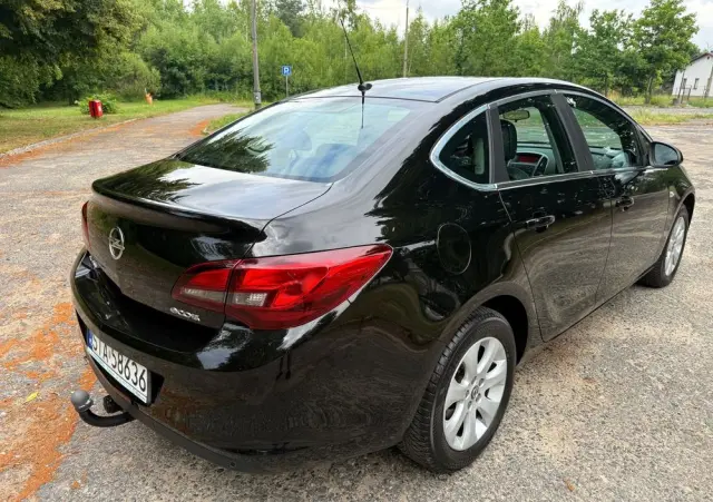 OPEL Astra 1.4 T Essentia