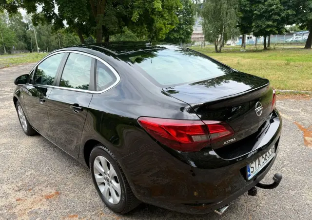 OPEL Astra 1.4 T Essentia