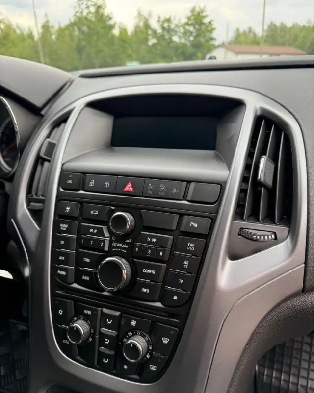 OPEL Astra 1.4 T Essentia