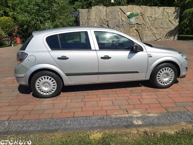 OPEL Astra 1.6 Active