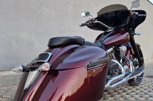 YAMAHA XV 1900A Midnight Star 