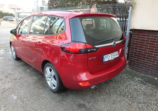 OPEL Zafira 