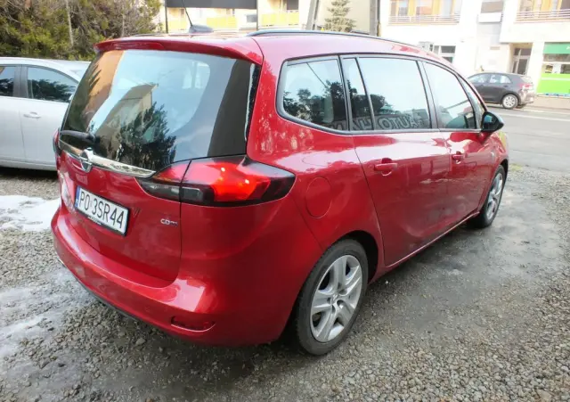 OPEL Zafira 