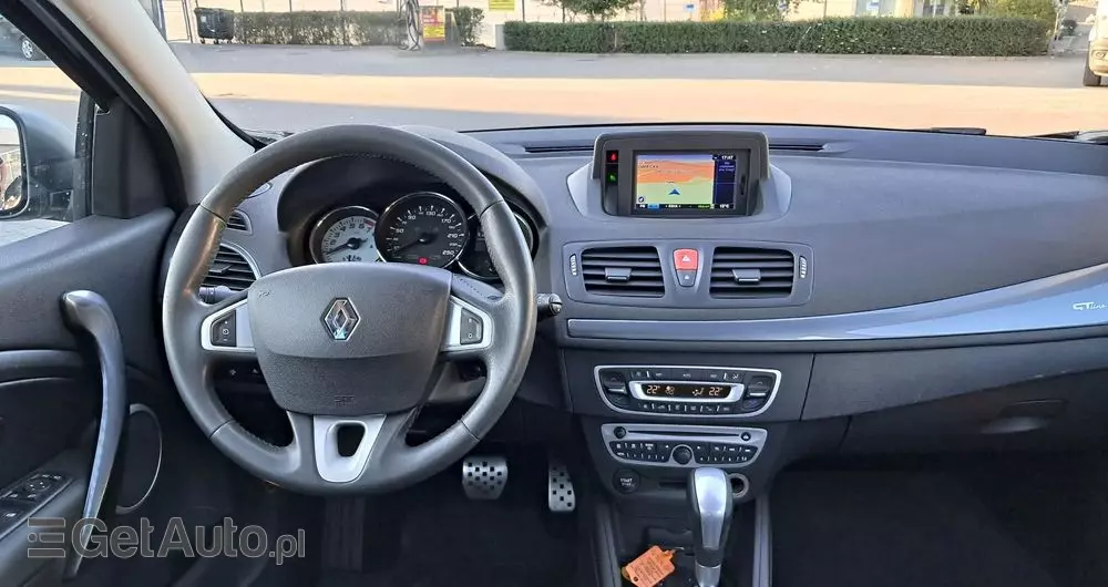 RENAULT Megane Grandtour 2.0 140 CVT Dynamique