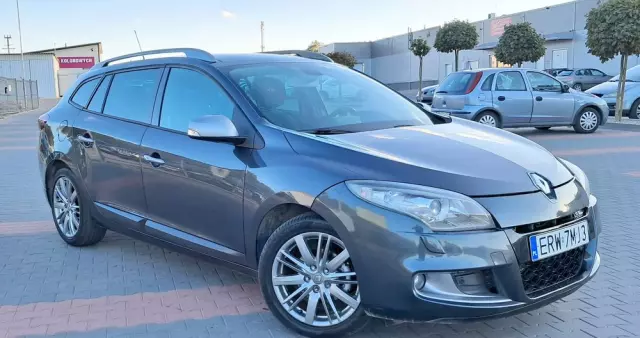 RENAULT Megane Grandtour 2.0 140 CVT Dynamique