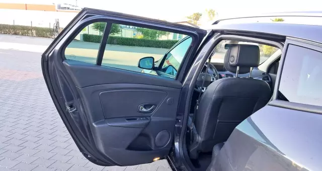 RENAULT Megane Grandtour 2.0 140 CVT Dynamique