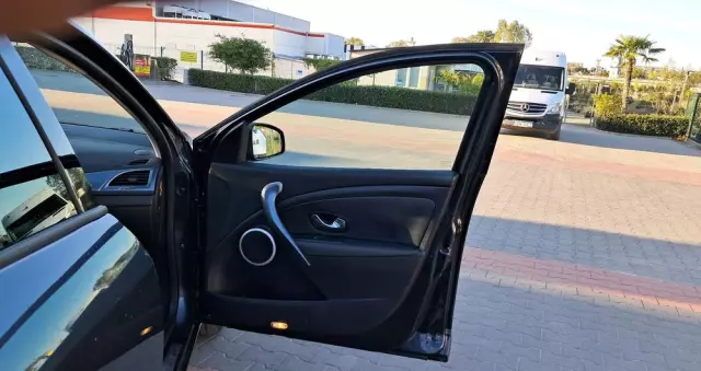 RENAULT Megane Grandtour 2.0 140 CVT Dynamique