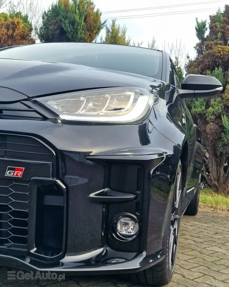 TOYOTA Yaris GR 1.6 Dynamic