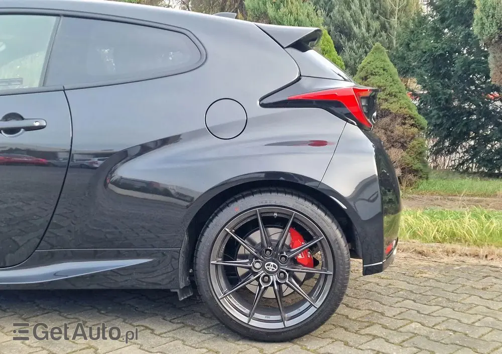 TOYOTA Yaris GR 1.6 Dynamic