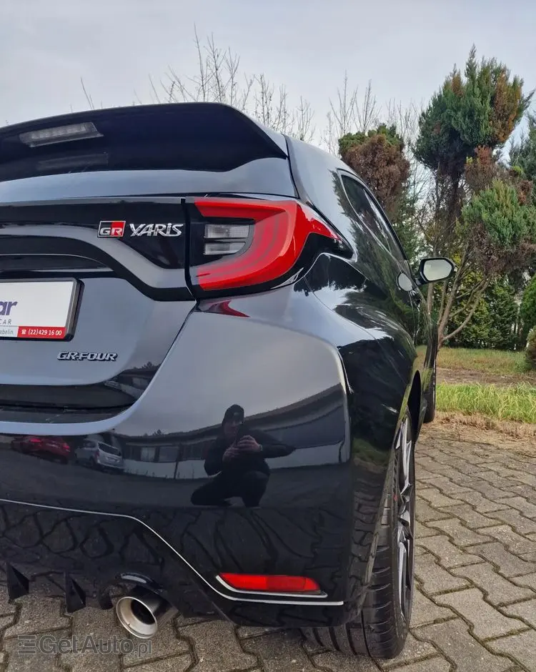 TOYOTA Yaris GR 1.6 Dynamic