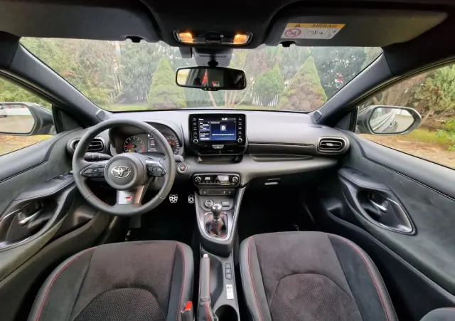TOYOTA Yaris GR 1.6 Dynamic