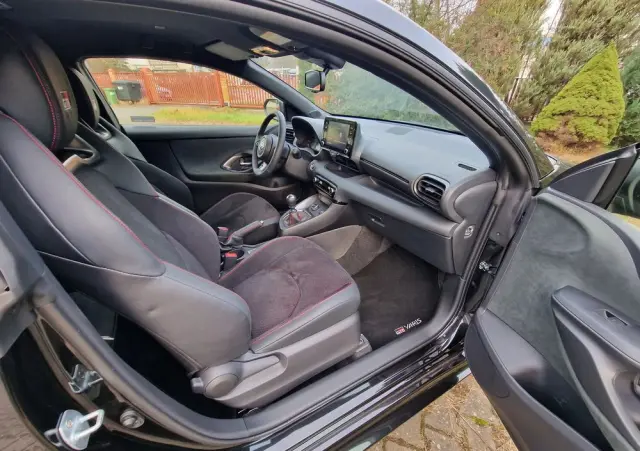 TOYOTA Yaris GR 1.6 Dynamic