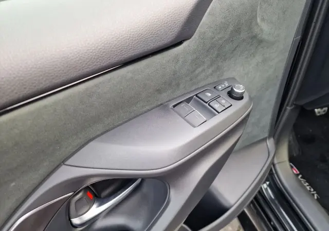 TOYOTA Yaris GR 1.6 Dynamic