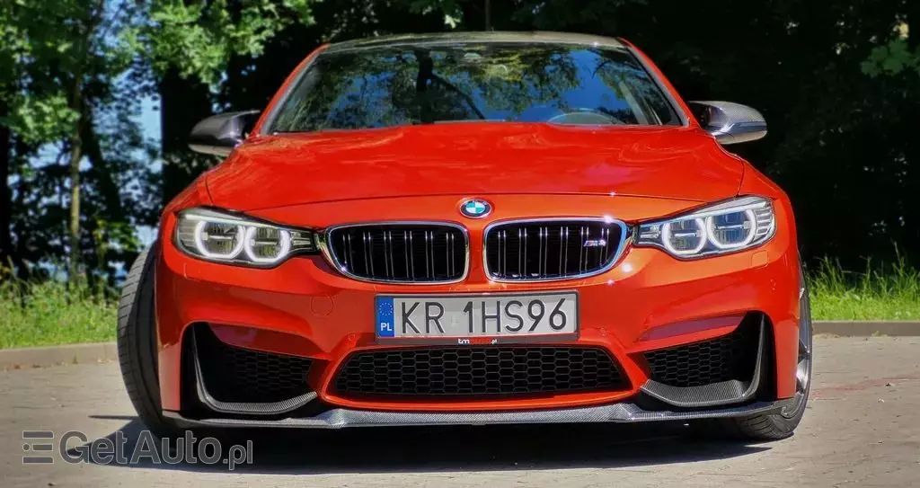 BMW M4 Standard