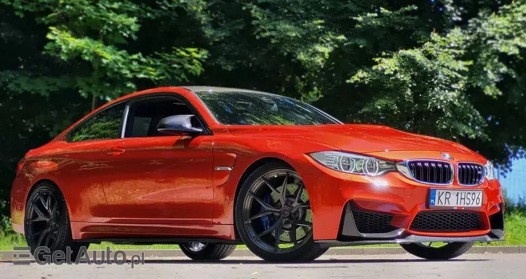 BMW M4 Standard