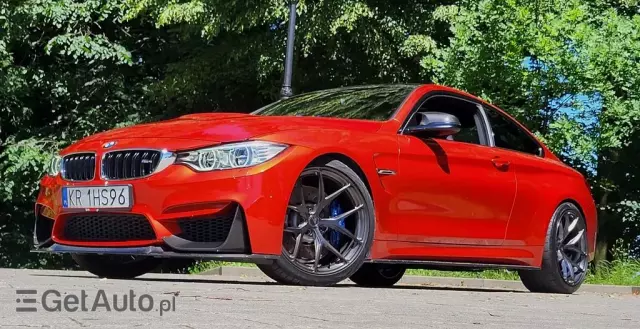 BMW M4 Standard