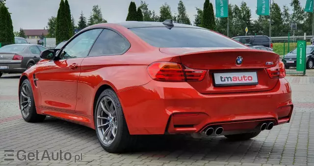 BMW M4 Standard