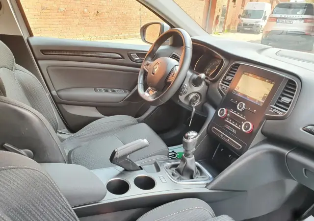 RENAULT Megane ENERGY TCe 100 INTENS