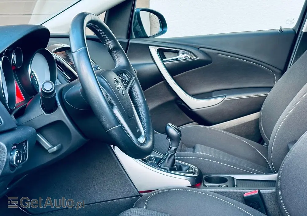 OPEL Astra 1.7 CDTI DPF Cosmo