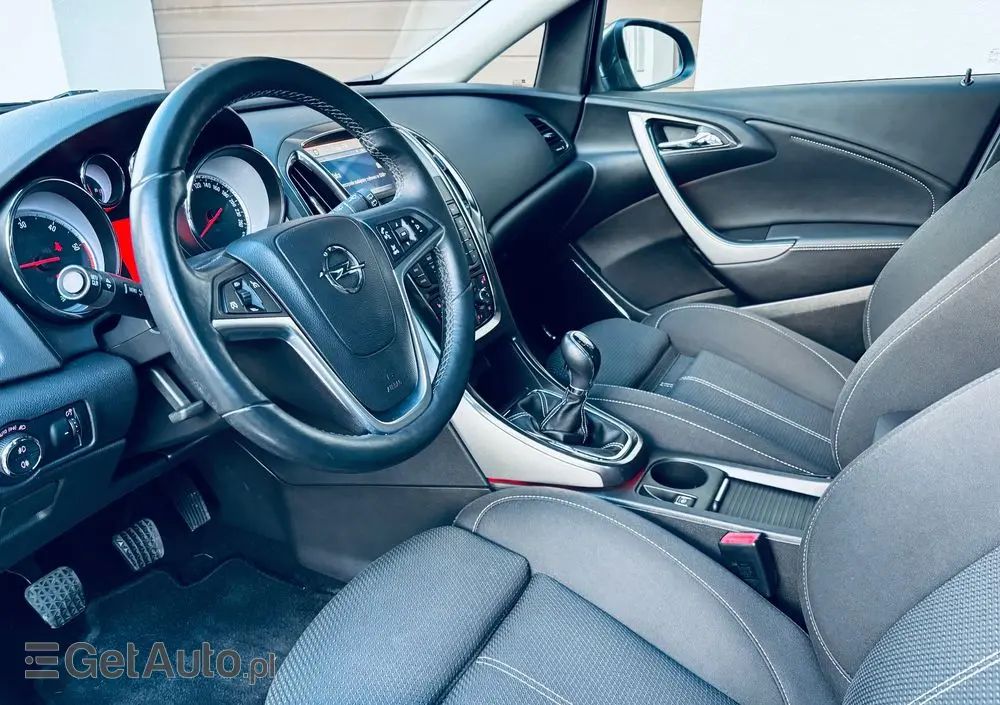 OPEL Astra 1.7 CDTI DPF Cosmo