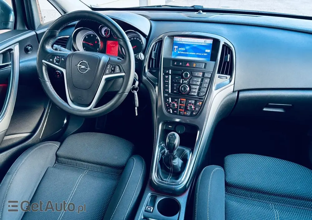 OPEL Astra 1.7 CDTI DPF Cosmo