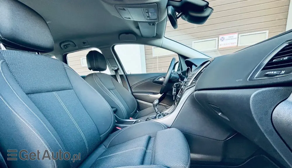 OPEL Astra 1.7 CDTI DPF Cosmo