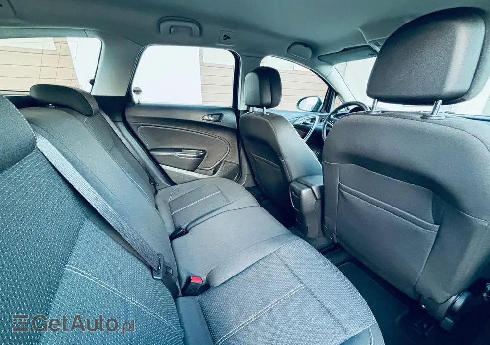 OPEL Astra 1.7 CDTI DPF Cosmo