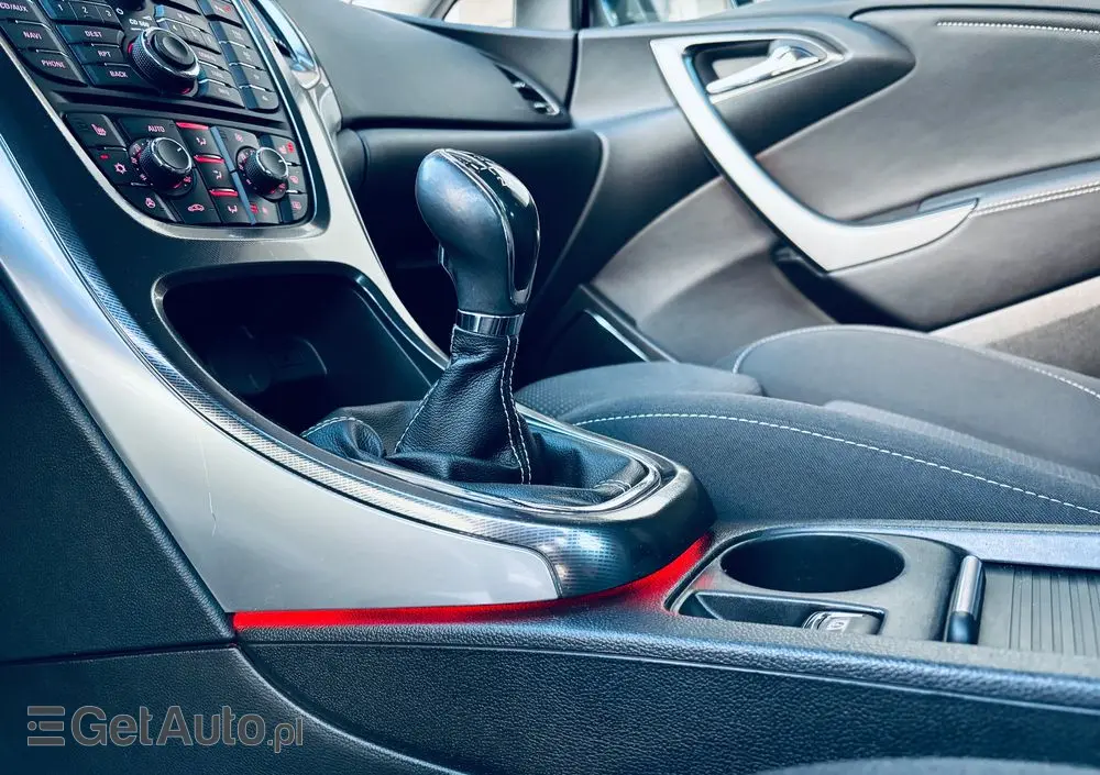 OPEL Astra 1.7 CDTI DPF Cosmo