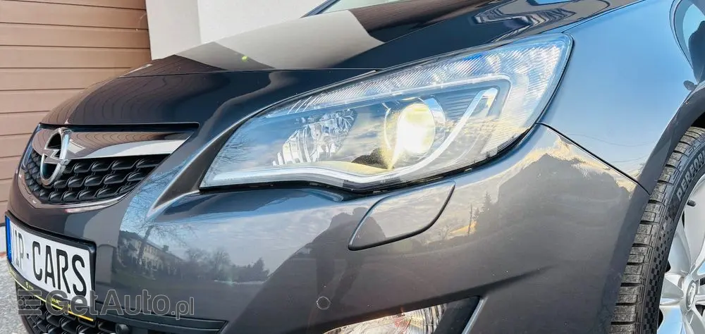 OPEL Astra 1.7 CDTI DPF Cosmo