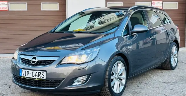 OPEL Astra 1.7 CDTI DPF Cosmo