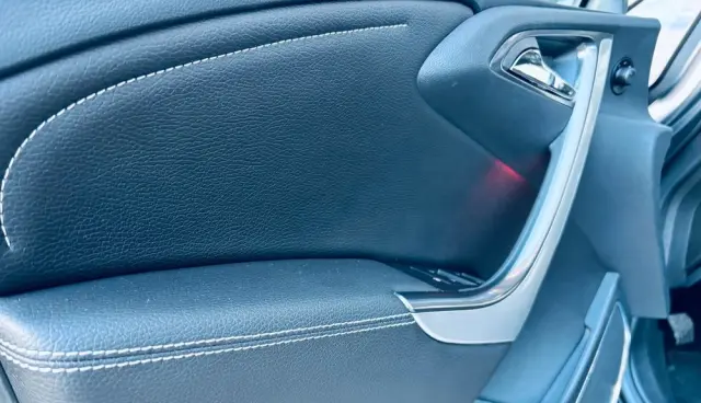 OPEL Astra 1.7 CDTI DPF Cosmo