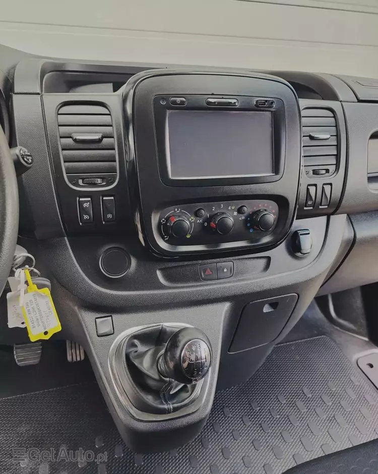 OPEL Vivaro L2H1 125kM 