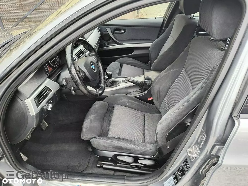BMW Seria 3 320d Efficient Dynamics Sport Line shadow