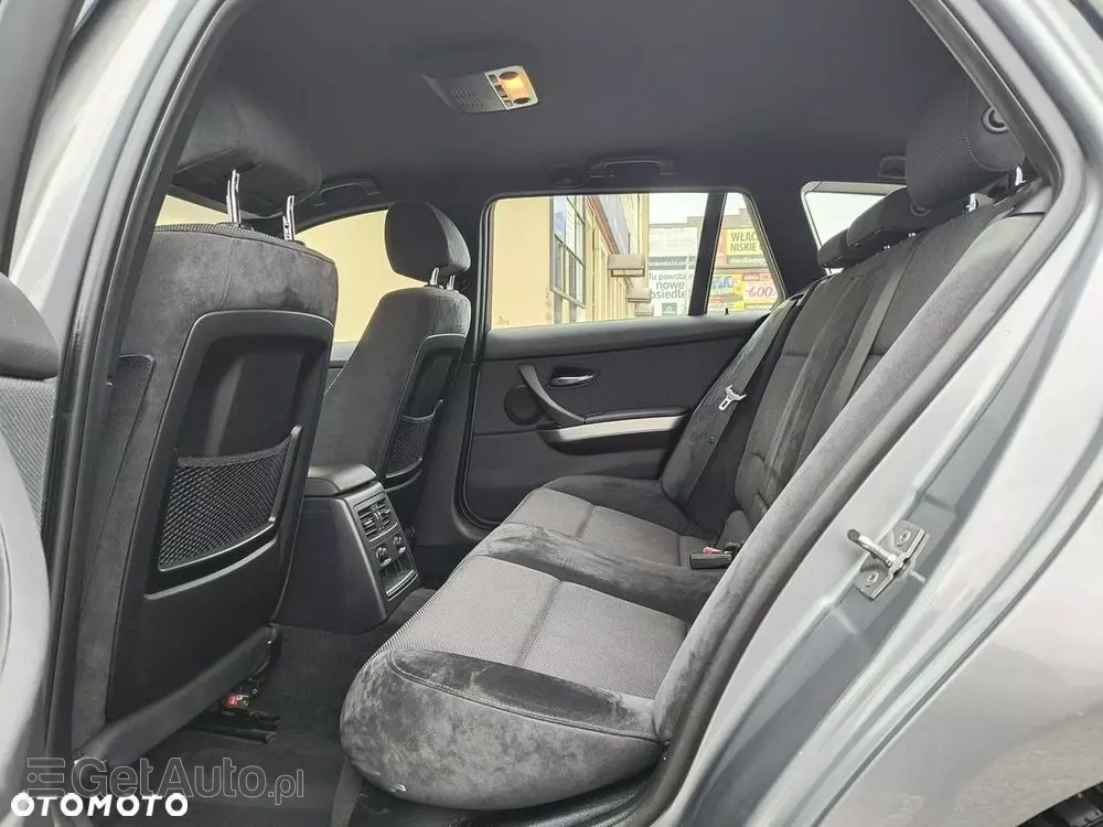 BMW Seria 3 320d Efficient Dynamics Sport Line shadow