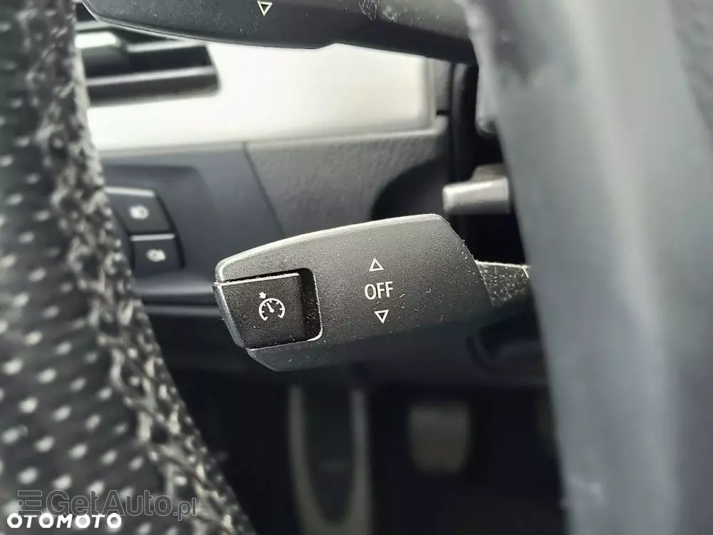 BMW Seria 3 320d Efficient Dynamics Sport Line shadow