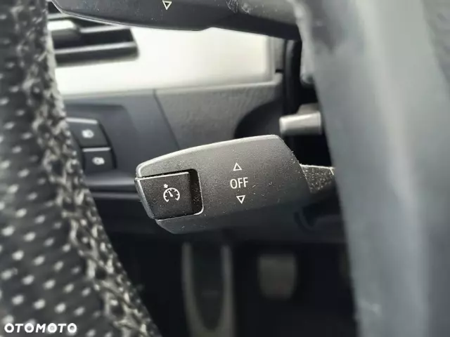 BMW Seria 3 320d Efficient Dynamics Sport Line shadow