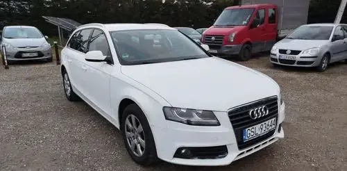 AUDI A4 