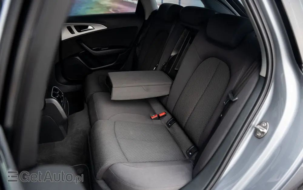 AUDI A6 Avant 2.0 TDI Ultra S tronic