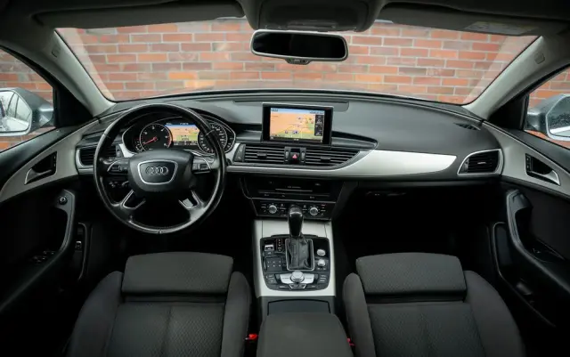 AUDI A6 Avant 2.0 TDI Ultra S tronic