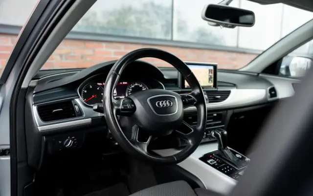 AUDI A6 Avant 2.0 TDI Ultra S tronic