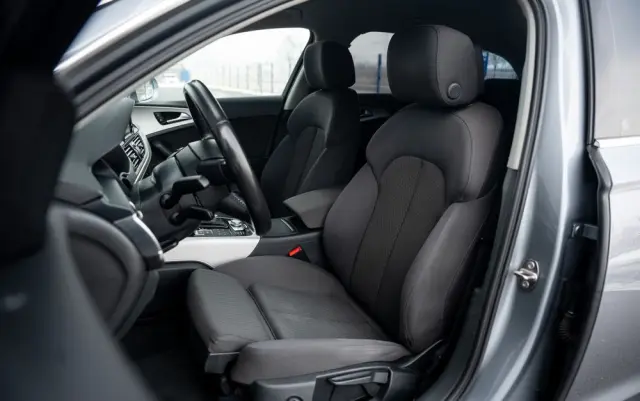 AUDI A6 Avant 2.0 TDI Ultra S tronic