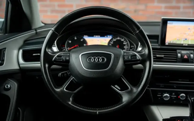 AUDI A6 Avant 2.0 TDI Ultra S tronic