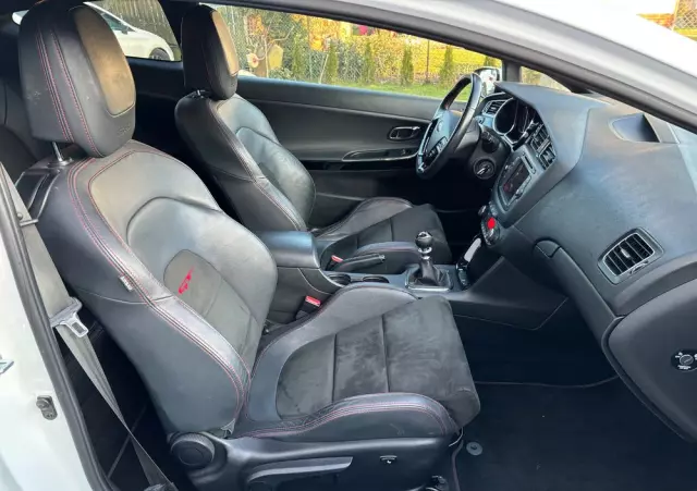 KIA Pro_ceed Pro Ceed 1.6 T-GDI GT-Challenge